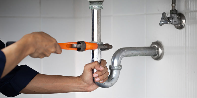 Advice from Your Plumbing Contractor: Easy Ways to Prevent Clogs 